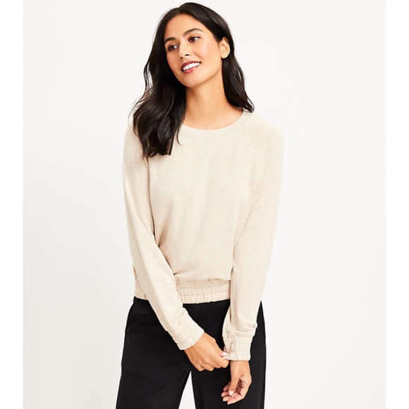 NWT Lou & Grey Cream Signature Soft Sweatshirt Casual Athleisure Pullover - Picture 1 of 9